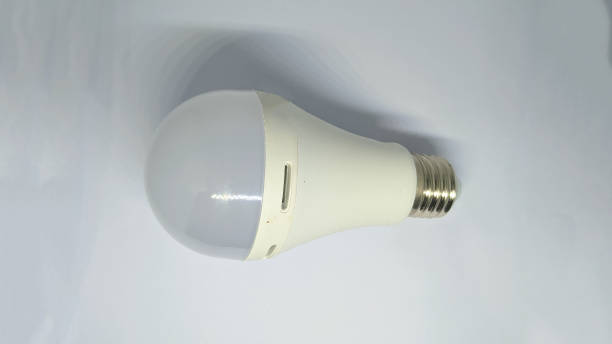 تصویر 1 از لامپ سقفی باطری خور انتخابی مطمئن